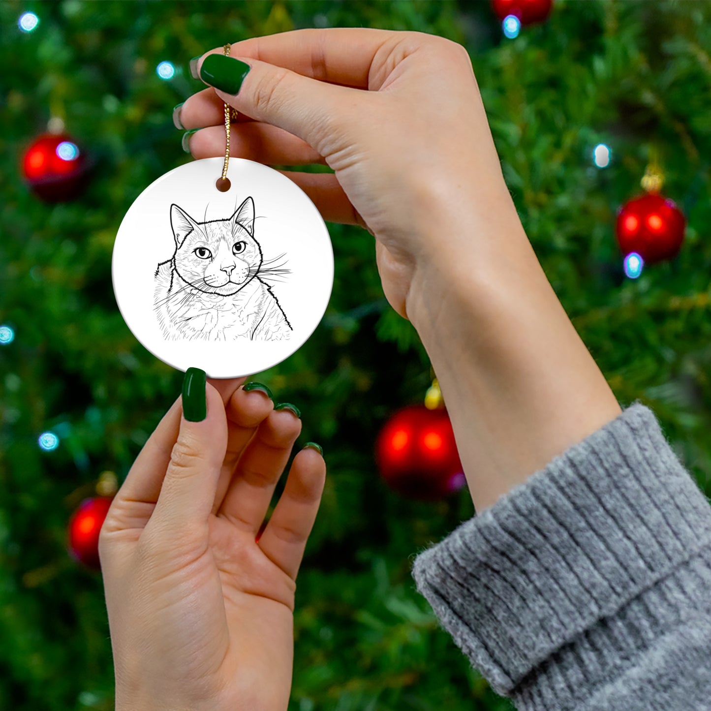 Custom Circle Ornament - Modern Cat